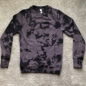 Cute Lululemon Purple tie-die sweatshirt!